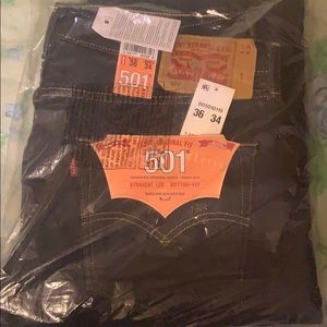 Men’s Levi 501 Button fly straight leg jeans